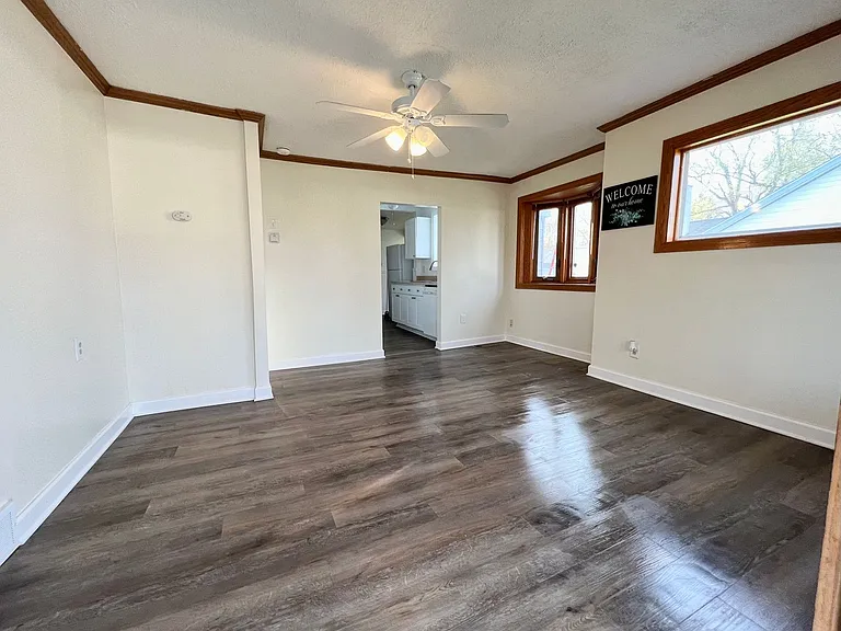 7531 N Inkster Rd — Photo 7