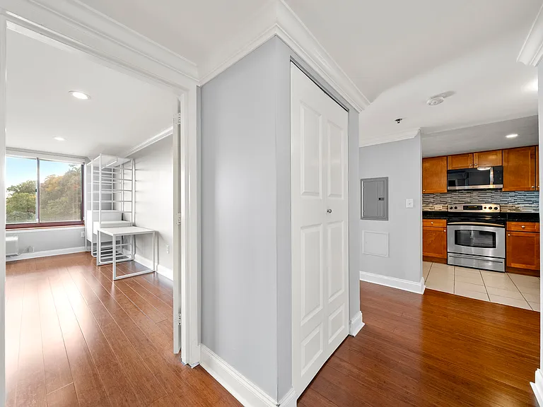 100 Old Palisade Rd #801 — Photo 7