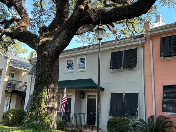 557 E Jones St, Savannah, GA 31401