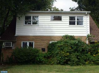 9372 Annapolis Rd, Philadelphia, PA 19114