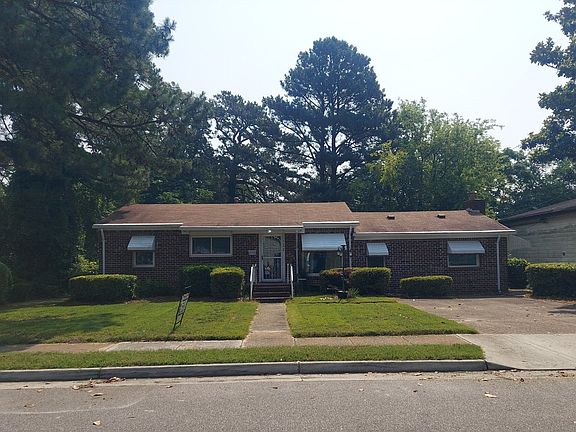 2nd image of 7484 Hughart St