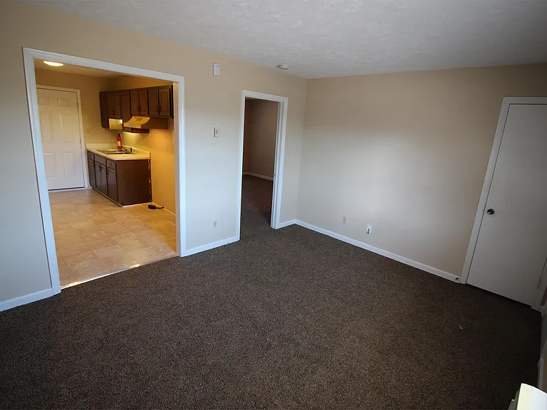 6454 Applecross Ave #C — Photo 15