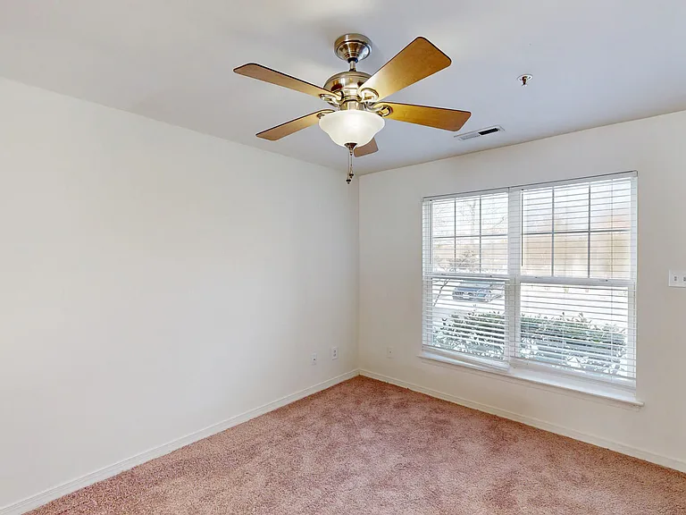 Gayton Pointe Townhomes — Photo 43