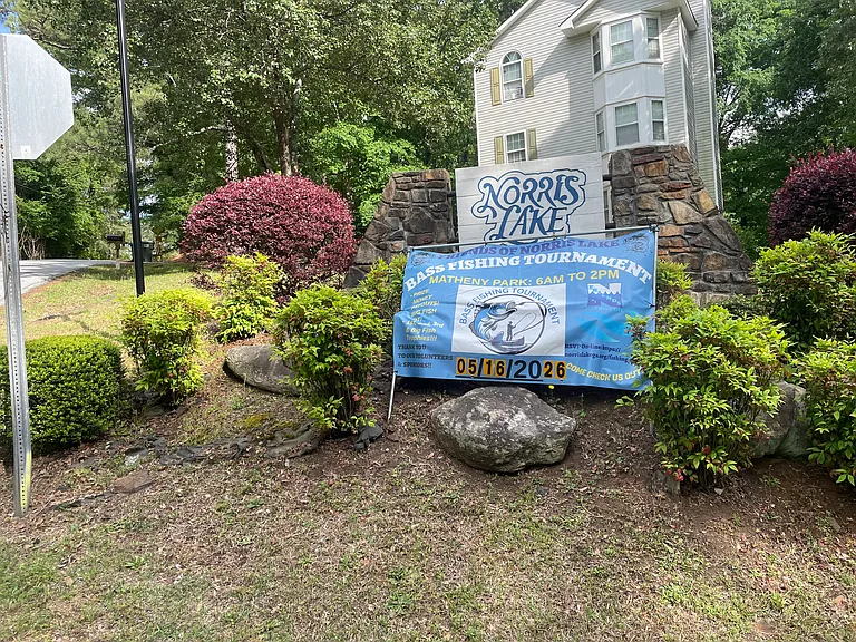 4475 Longley Ln — Photo 44