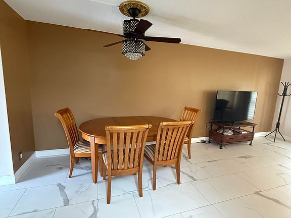 4th image of 314 Dorset Dr #H