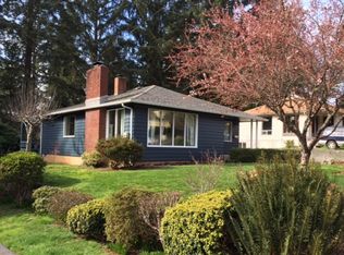 1271 N 14th St, Coos Bay, OR 97420