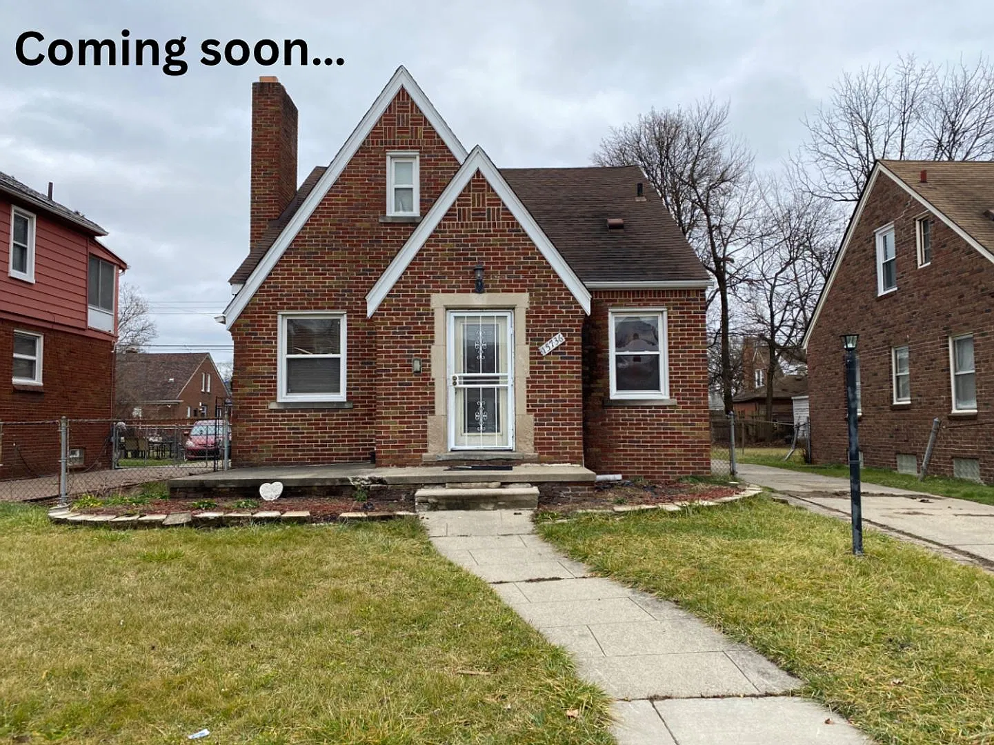 Spacious Bungalow Coming Soon! — Photo 2