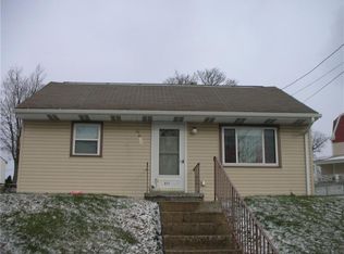 817 Colonial Ave, Monaca, PA 15061