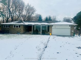 10 Silverdale Cres, Toronto, ON M3A 3H1