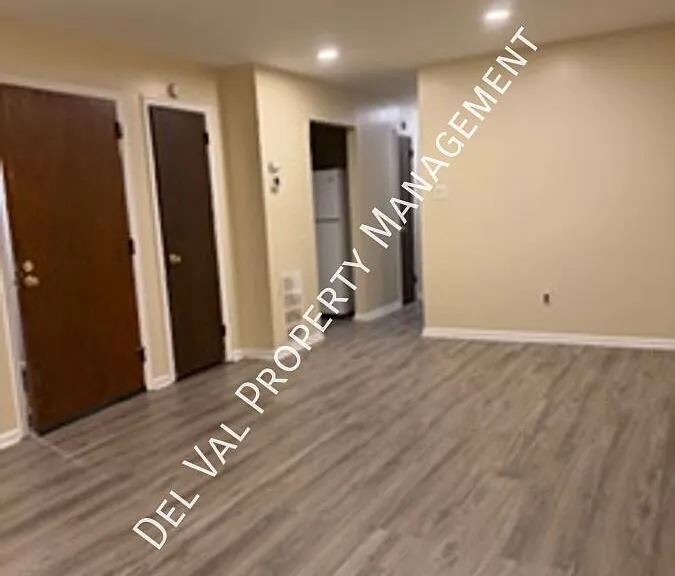304 Christopher Pl #1 — Photo 2