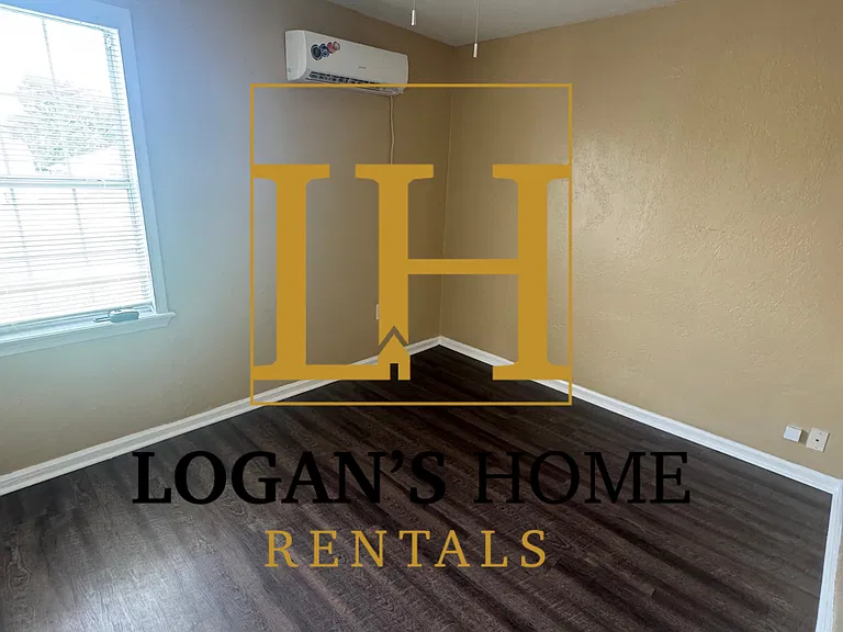 1218 NW Ozmun Ave #1218 — Photo 4