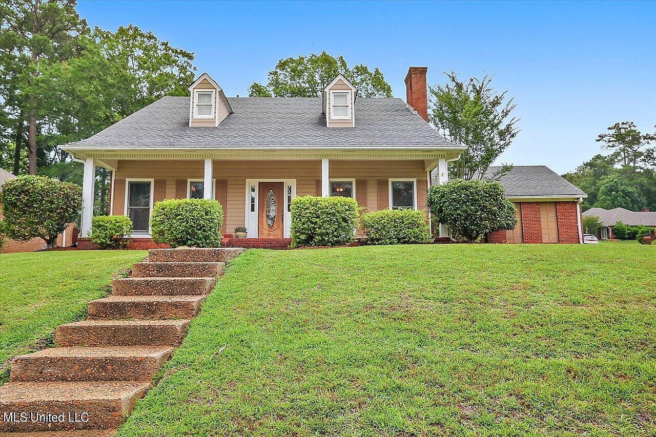 326 Woodlands Dr, Brandon, MS 39047 Zillow
