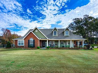 591 Salem Rd, Lagrange, GA 30241