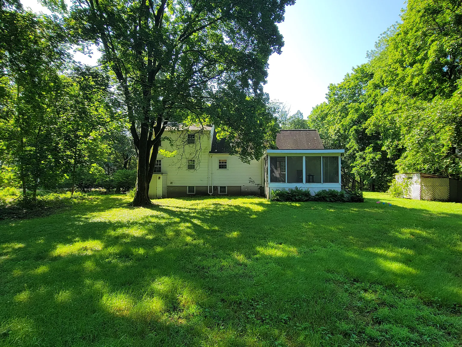 4 bed, 1448 sqft, $3,200 — Photo 2