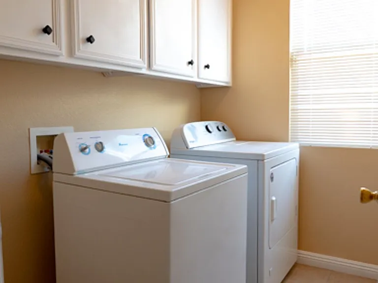 9205 Guggenheim Ct — Photo 22