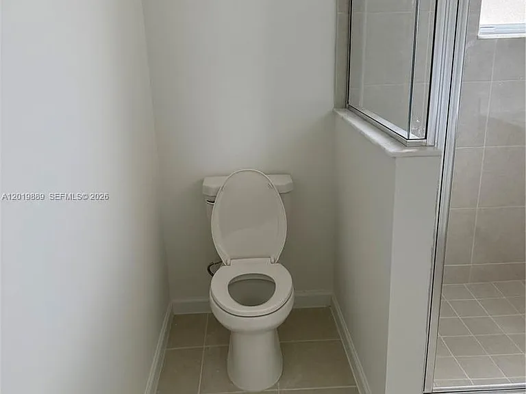 2671 SE 25th Ter — Photo 15