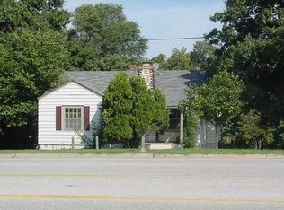 3315 W Chestnut Expy, Springfield, MO 65802