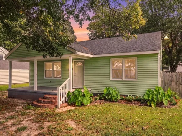 1311 Perry St, Chesapeake, VA 23324