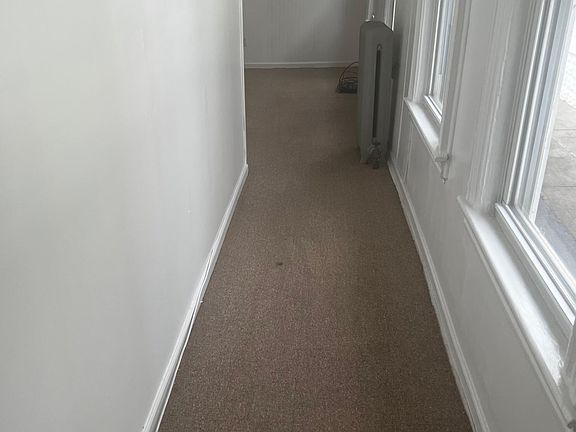 4th image of 1928 Nereid Ave Floor 1