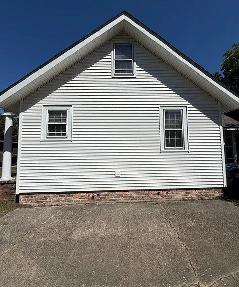 803 Lafayette St — Photo 10
