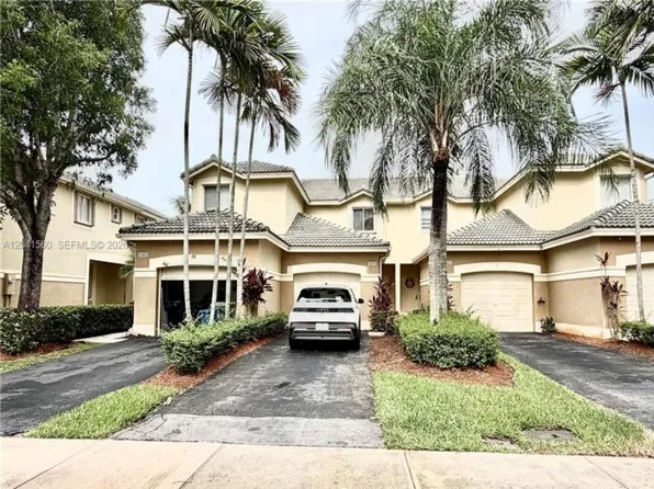 2560 Cordoba Bnd, Fort Lauderdale, FL 33327