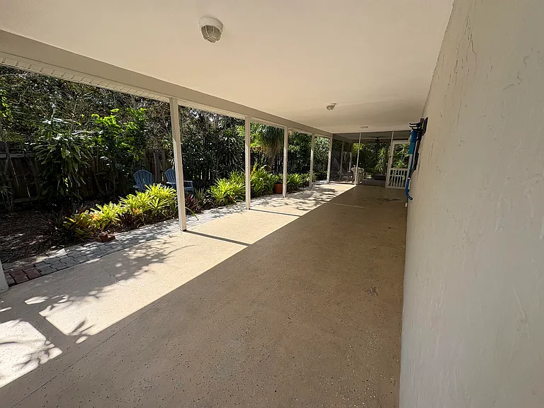 4482 Burton Rd — Photo 36