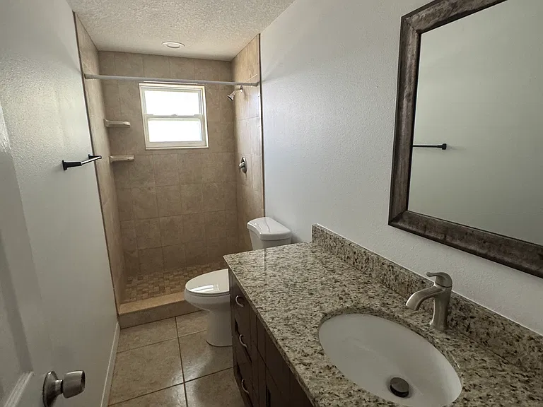 7140 Fox Hollow Dr — Photo 8