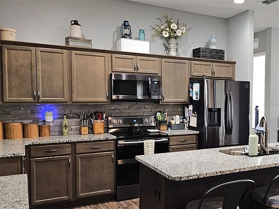 5th image of 2034 Trail Cut Rd