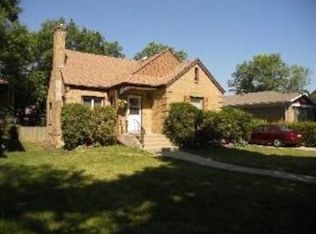 1220 S Fairview Ave, Park Ridge, IL 60068