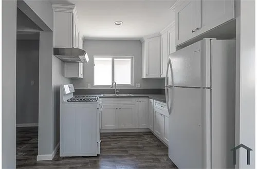 1242 W 93rd St Photo 1