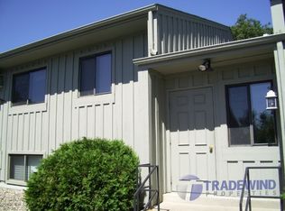 7220 Vista Ct, Eden Prairie, MN 55346