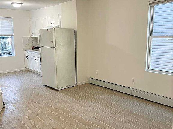 5th image of 119-09 18th Ave #2