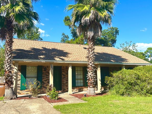 1367 Sanibel Ln