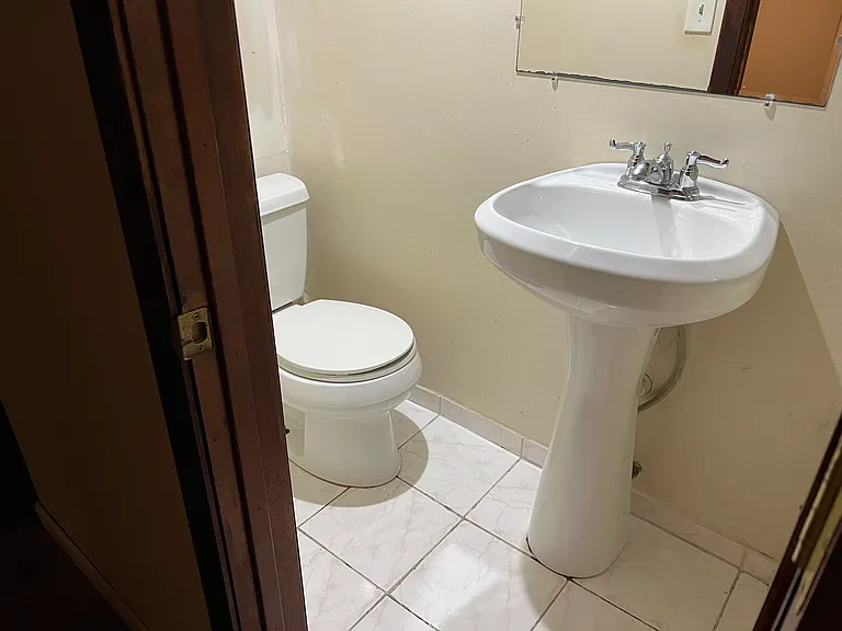 2062 Essex Ct — Photo 11