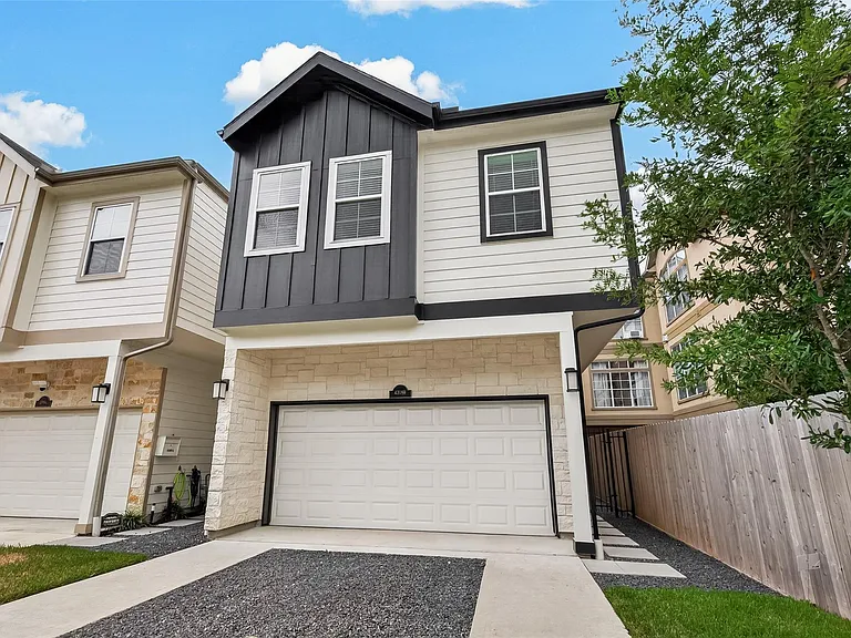 4309 Dickson St #B — Photo 5