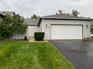 3073 E Telluride Dr, Brighton, MI 48114