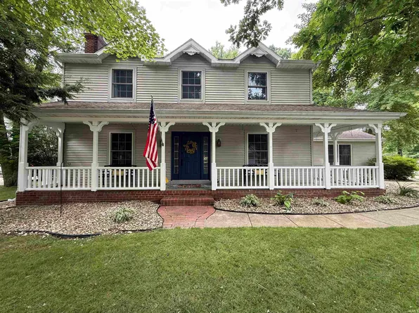 13661 Wood Haven Dr, Granger, IN 46530
