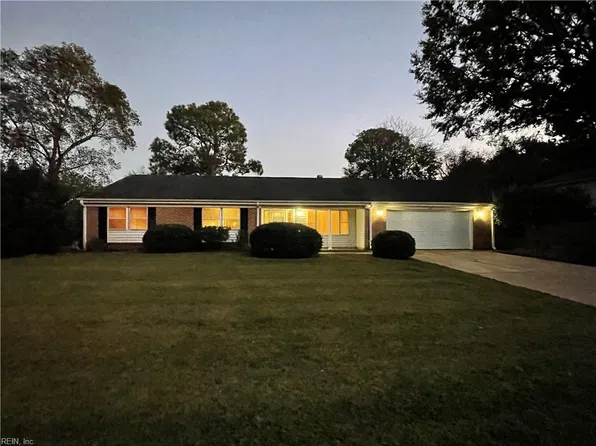 824 Timberlake Dr, Virginia Beach, VA 23464