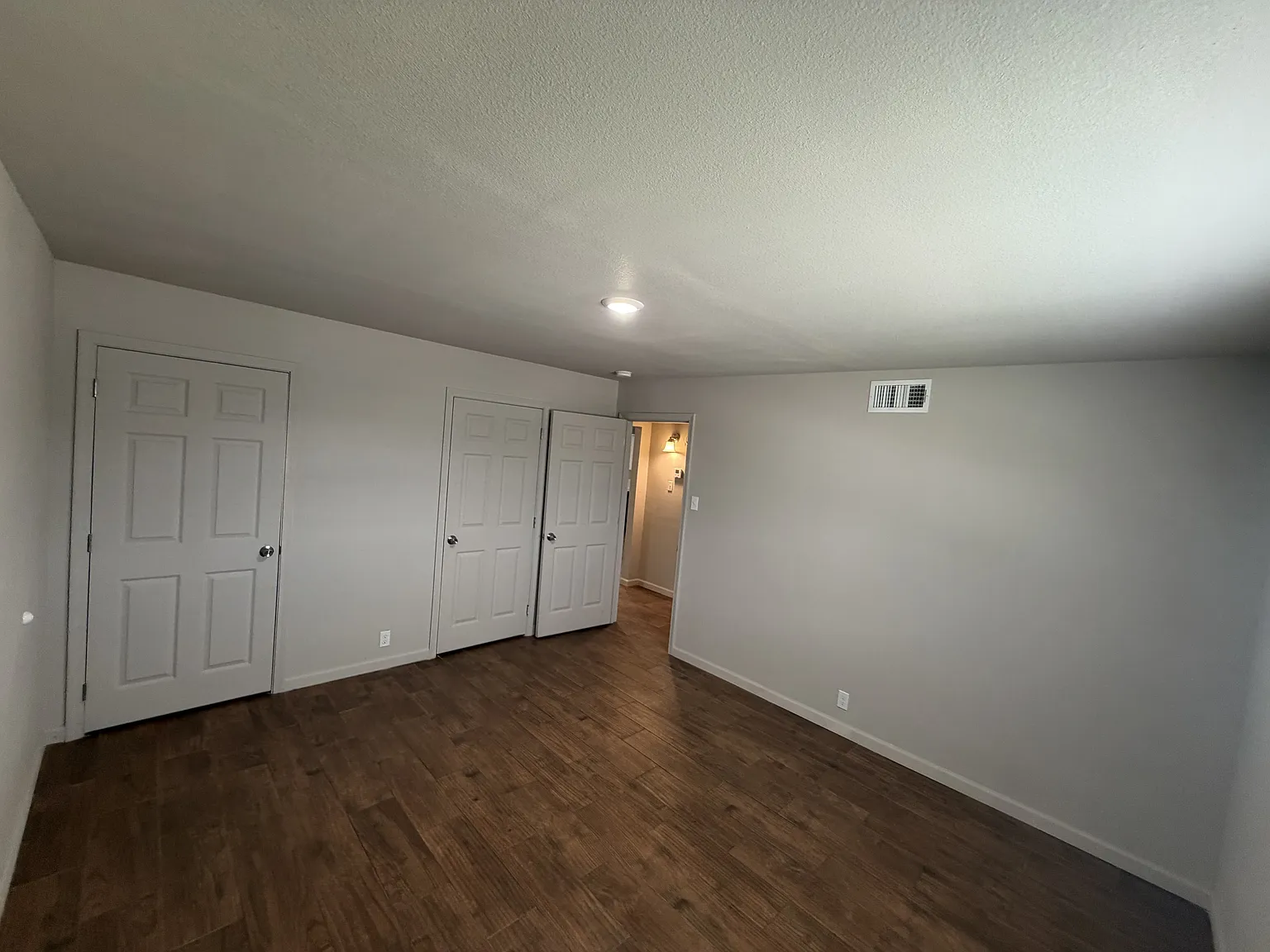 Southern Oaks - 02 — Photo 3