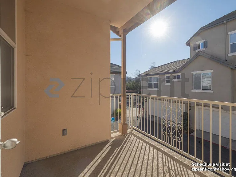 1653 Sourwood Pl — Photo 11