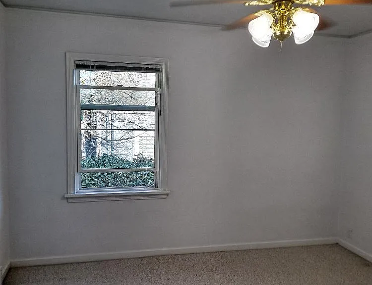2708 W Armour St — Photo 6