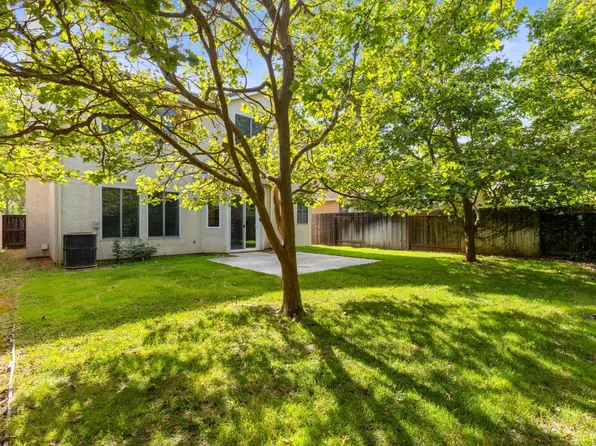 9401 Canmoor Cir, Elk Grove, CA 95758