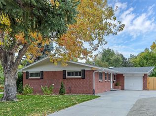 6710 S Foresthill St, Littleton, CO 80120