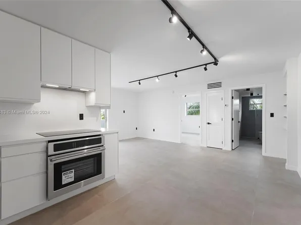 240 Collins Ave APT 4A, Miami Beach, FL 33139