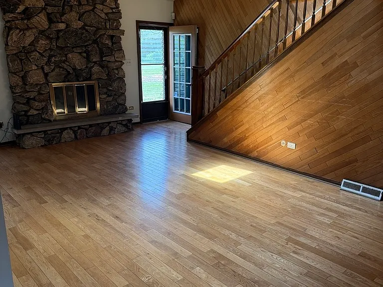 16752 S Luella Ave — Photo 2