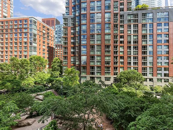 5th image of 20 River Ter APT 4B