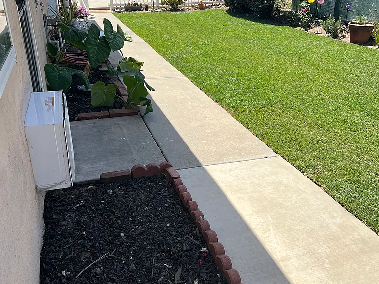 8786 La Salle St — Photo 11