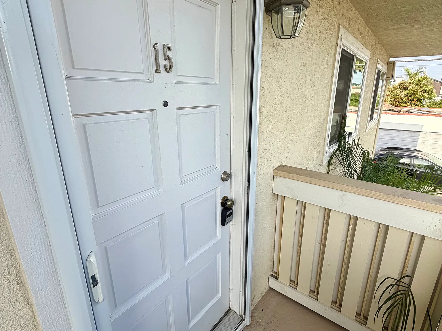 2 bed, 855 sqft, $2,600 — Photo 2