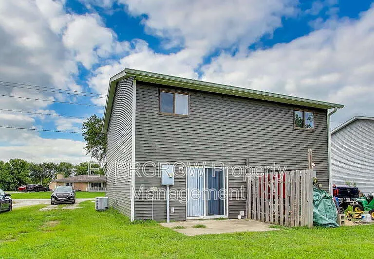 9455 Huggin Hollow Rd — Photo 17