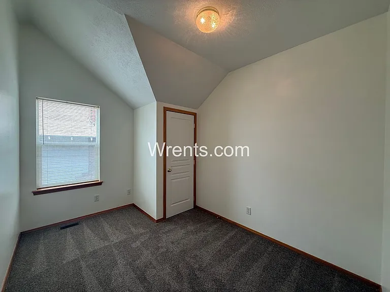 425 W 14th Ave — Photo 11